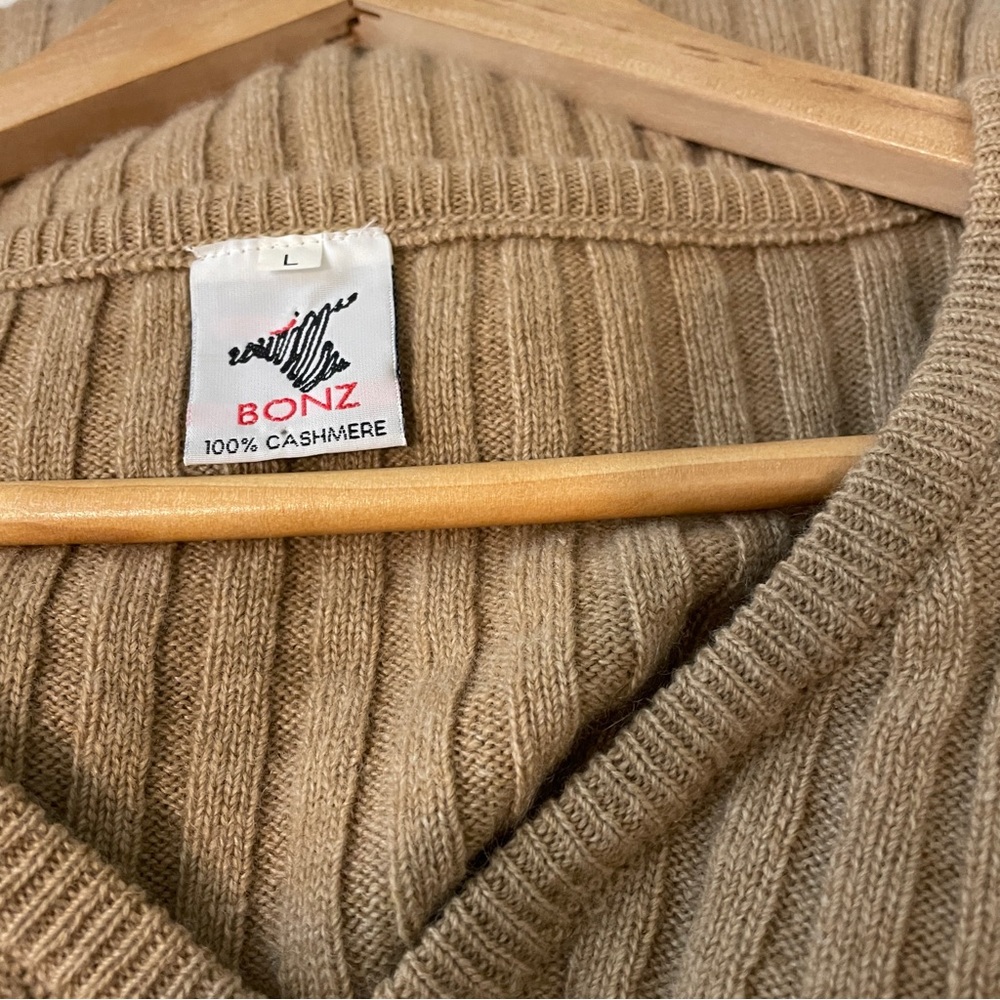 100% Cashmere BONZ Sweater Vest - Picture 2 of 10
